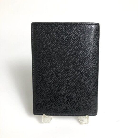 Authentic CHANEL CC Timeless Caviar Passport Holder Agenda Case Black Leather - Picture 2 of 8